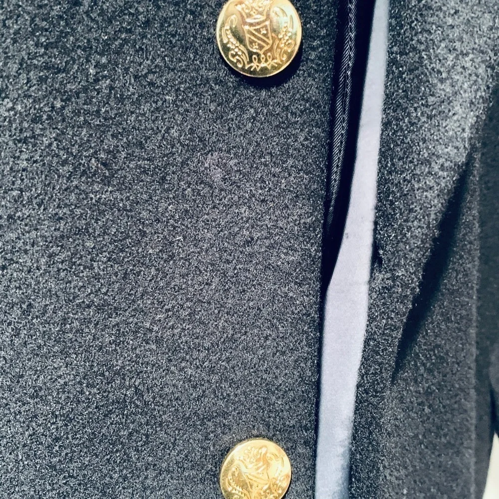 Brooks Brothers 100% Cashmere Sport Coat. - Picture 7 of 16